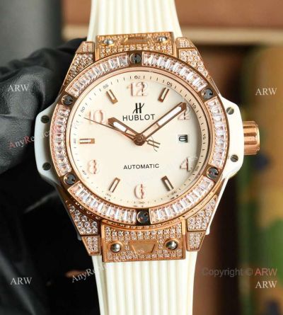 Iced Out Hublot Big Bang One Click 39 White Dial Rose Gold with Baguettes